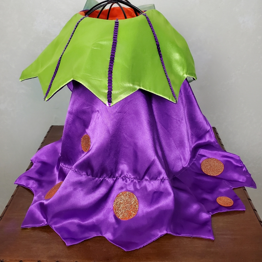 Dept 56 Krinkles Spooky Glamour Dog Halloween Costume - Picture 6 of 16